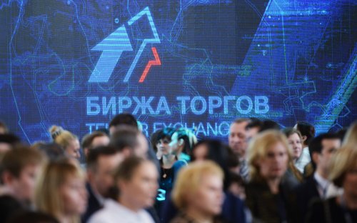 Российские банки на треть сократили запасы валюты